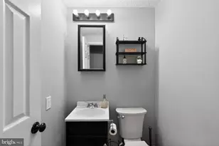 193 Logan St, Woodbury, NJ 08096 - Photo 13