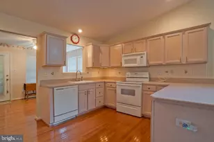 173 Trellis Ln, Sewell, NJ 08080 - Photo 9