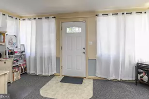 322 W Washington St, Paulsboro, NJ 08066 - Photo 5