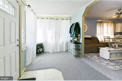 322 W Washington Street, Paulsboro, NJ 08066 - Photo 7