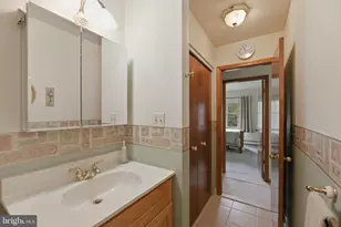 6 Ferro, Sewell, NJ 08080 - Photo 17