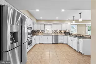 70 Twin Ponds Dr, Sewell, NJ 08080 - Photo 3