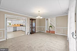 70 Twin Ponds Dr, Sewell, NJ 08080 - Photo 11