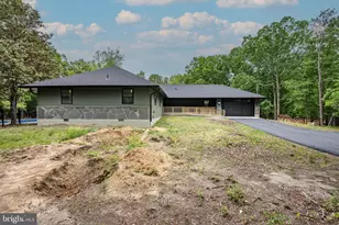 2429 Sunnyhill Ave, Monroe Township, NJ 08094 - Photo 3