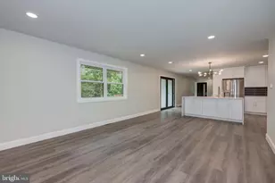 2429 Sunnyhill Ave, Monroe Township, NJ 08094 - Photo 17