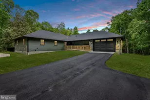2429 Sunnyhill Ave, Monroe Township, NJ 08094 - Photo 1