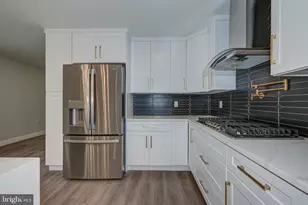 2429 Sunnyhill Ave, Monroe Township, NJ 08094 - Photo 11