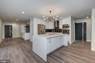 2429 Sunnyhill Ave, Monroe Township, NJ 08094 - Photo 5