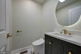 2429 Sunnyhill Ave, Monroe Township, NJ 08094 - Photo 25