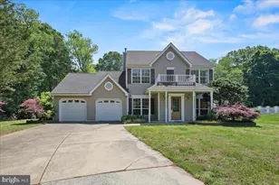 207 Dickens Ct, Monroe Township, NJ 08094 - Photo 1