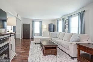 1794 Witherspoon Ct, Washington Township, NJ 08012 - Photo 5