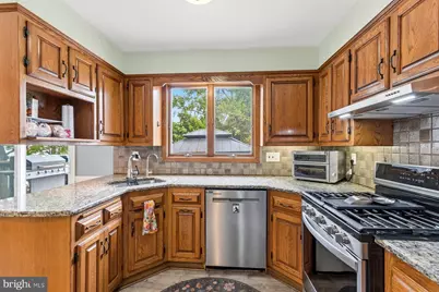 113 Howard Drive, Monroe Township, NJ 08094 - Photo 9