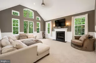 2 Greenbriar Rd, Harrison Township, NJ 08062 - Photo 17