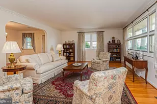 146 N Maple St, Woodbury, NJ 08096 - Photo 9