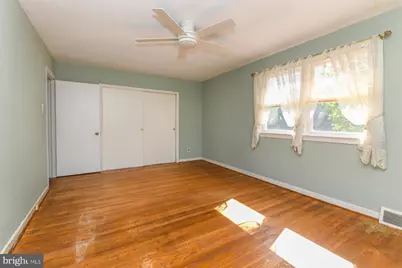 146 N Maple Street, Woodbury, NJ 08096 - Photo 25