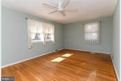 146 N Maple Street, Woodbury, NJ 08096 - Photo 23