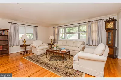 146 N Maple Street, Woodbury, NJ 08096 - Photo 7