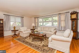 146 N Maple St, Woodbury, NJ 08096 - Photo 7