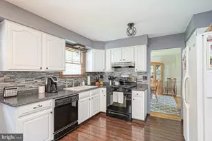 14 White Birch Rd, Blackwood, NJ 08012 - Photo 7
