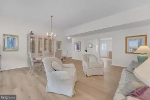 801 Freeport Way, Monroe Township, NJ 08094 - Photo 5