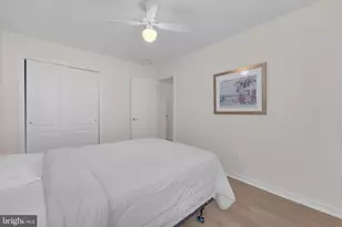 801 Freeport Way, Monroe Township, NJ 08094 - Photo 19