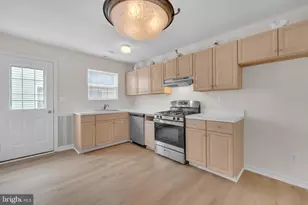 801 Freeport Way, Monroe Township, NJ 08094 - Photo 11