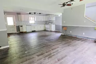 808 Lincoln Rd, Harrison Township, NJ 08062 - Photo 9