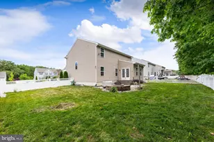 824 Kristin Ln, Monroe Township, NJ 08094 - Photo 5