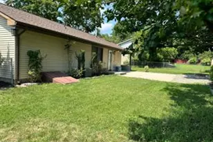 9 Centre Ave, West Deptford Township, NJ 08051 - Photo 3