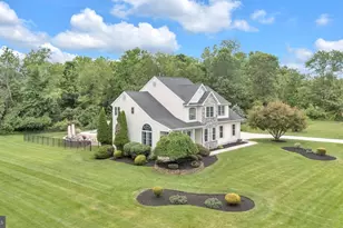 235 Inverness Dr, Woolwich Township, NJ 08085 - Photo 3
