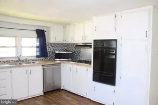 1762 Crown Point Rd, West Deptford, NJ 08086 - Photo 3