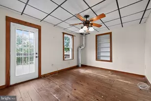 27 1st St, West Deptford, NJ 08086 - Photo 9