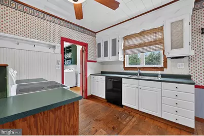 27 1st Street, West Deptford, NJ 08086 - Photo 11
