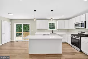 69 Main St, Logan Township, NJ 08014 - Photo 9