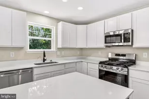 69 Main St, Logan Township, NJ 08014 - Photo 9