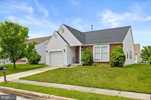 379 Barbados Dr, Monroe Township, NJ 08094 - Photo 3