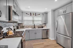 16 Fomalhaut Ct, Blackwood, NJ 08012 - Photo 11