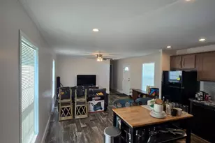 230 Eisenhower Ave, Monroe Township, NJ 08094 - Photo 9