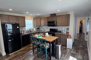230 Eisenhower Ave, Monroe Township, NJ 08094 - Photo 15