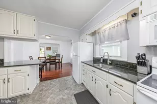 512 Beacon Ave, Paulsboro, NJ 08066 - Photo 11
