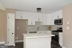 1027 Moore Rd, West Deptford, NJ 08086 - Photo 5