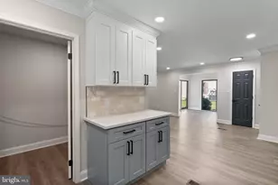 23 Uxbridge Pl, Sewell, NJ 08080 - Photo 9