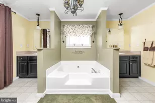 580 Edgemont Dr, Monroe Township, NJ 08094 - Photo 15