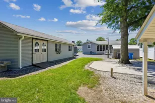 405 E High St, Clayton, NJ 08312 - Photo 25
