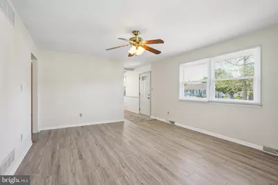 405 E High Street, Clayton, NJ 08312 - Photo 3