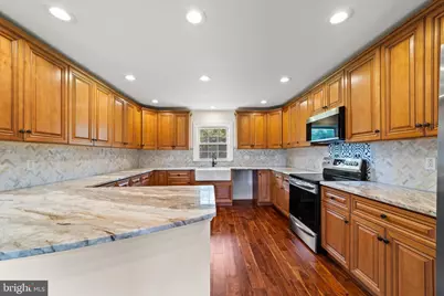 812 W Malaga Road, Monroe Township, NJ 08094 - Photo 17