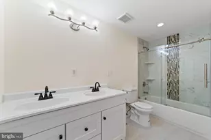 812 W Malaga Rd, Monroe Township, NJ 08094 - Photo 13