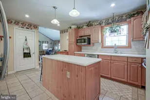 156 E Wolfert Station Rd, East Greenwich Township, NJ 08056 - Photo 11