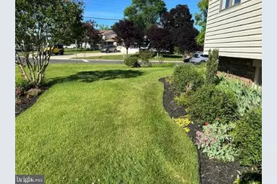 200 Howard Drive, Monroe Township, NJ 08094 - Photo 9