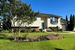 200 Howard Dr, Monroe Township, NJ 08094 - Photo 1